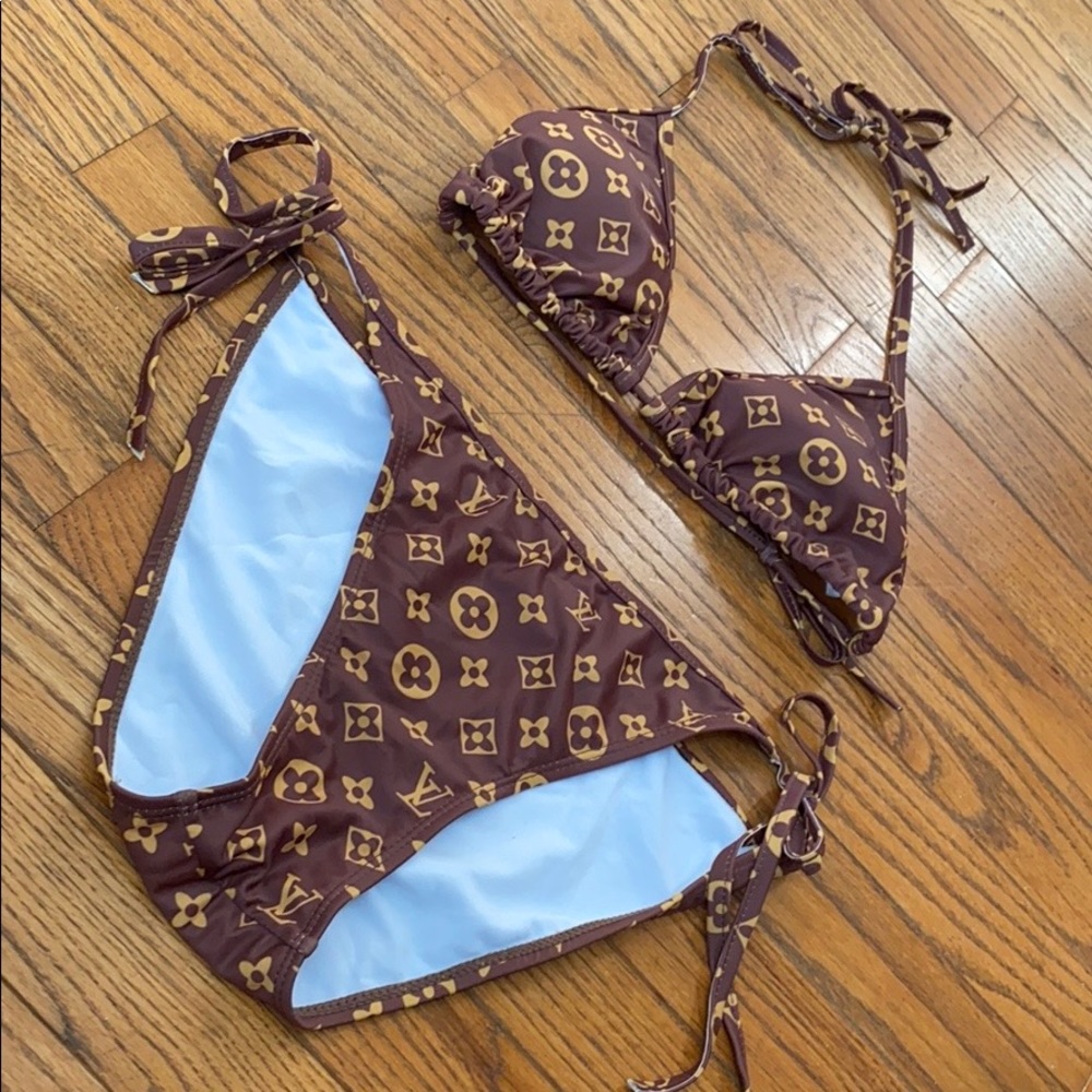 Bikini 🤎